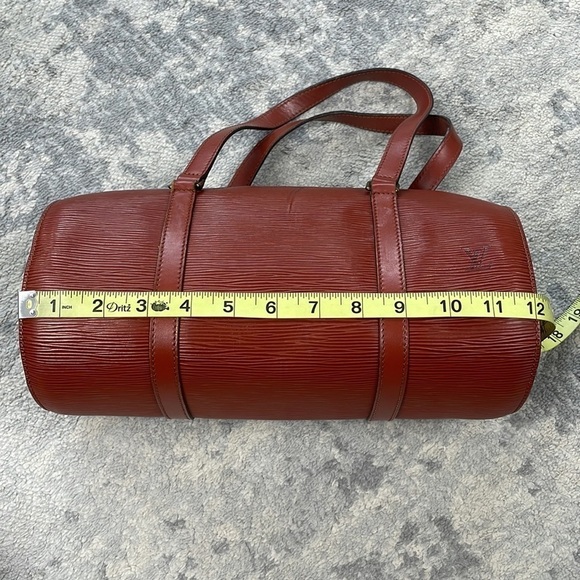 Louis Vuitton Epi Soufflot Kenyan Fawn Brownish Burnt Red Round Baguette - Picture 16 of 17